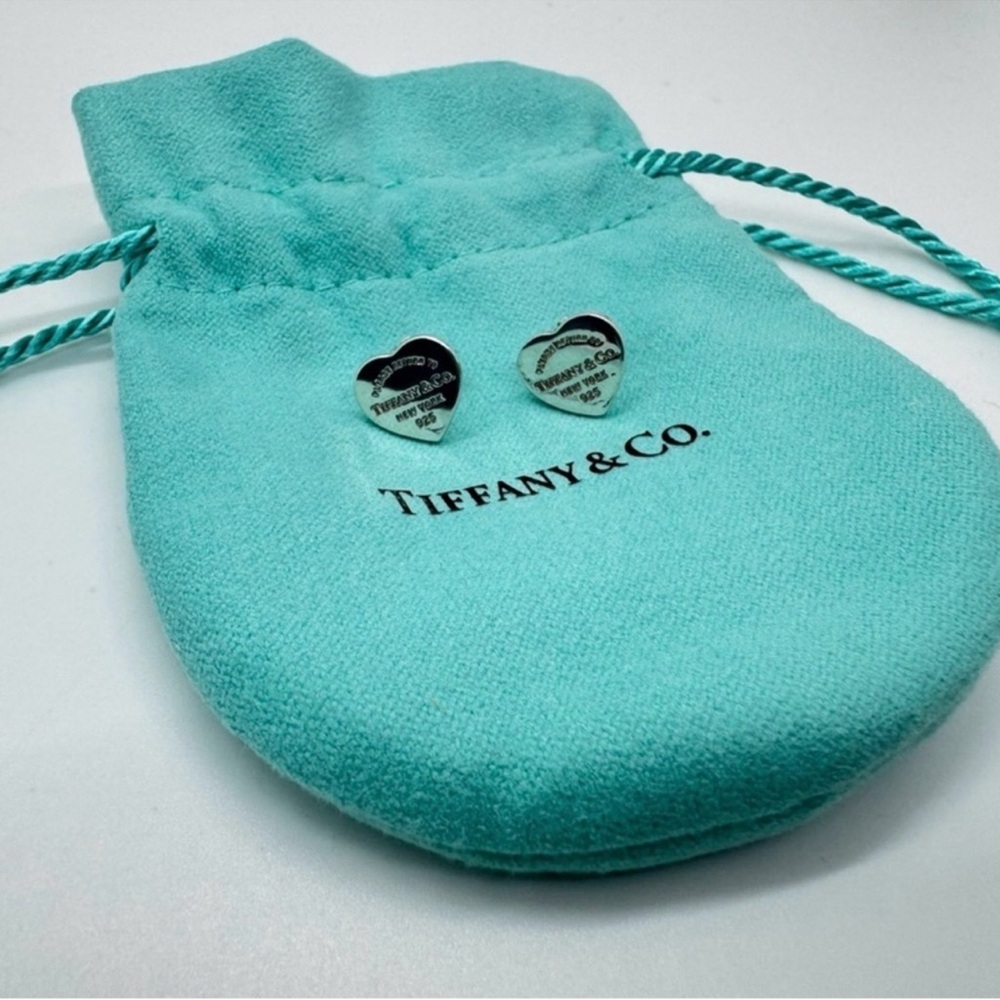 Tiffany & Co. “Return to Tiffany’s” Silver 925 Heart Earrings
